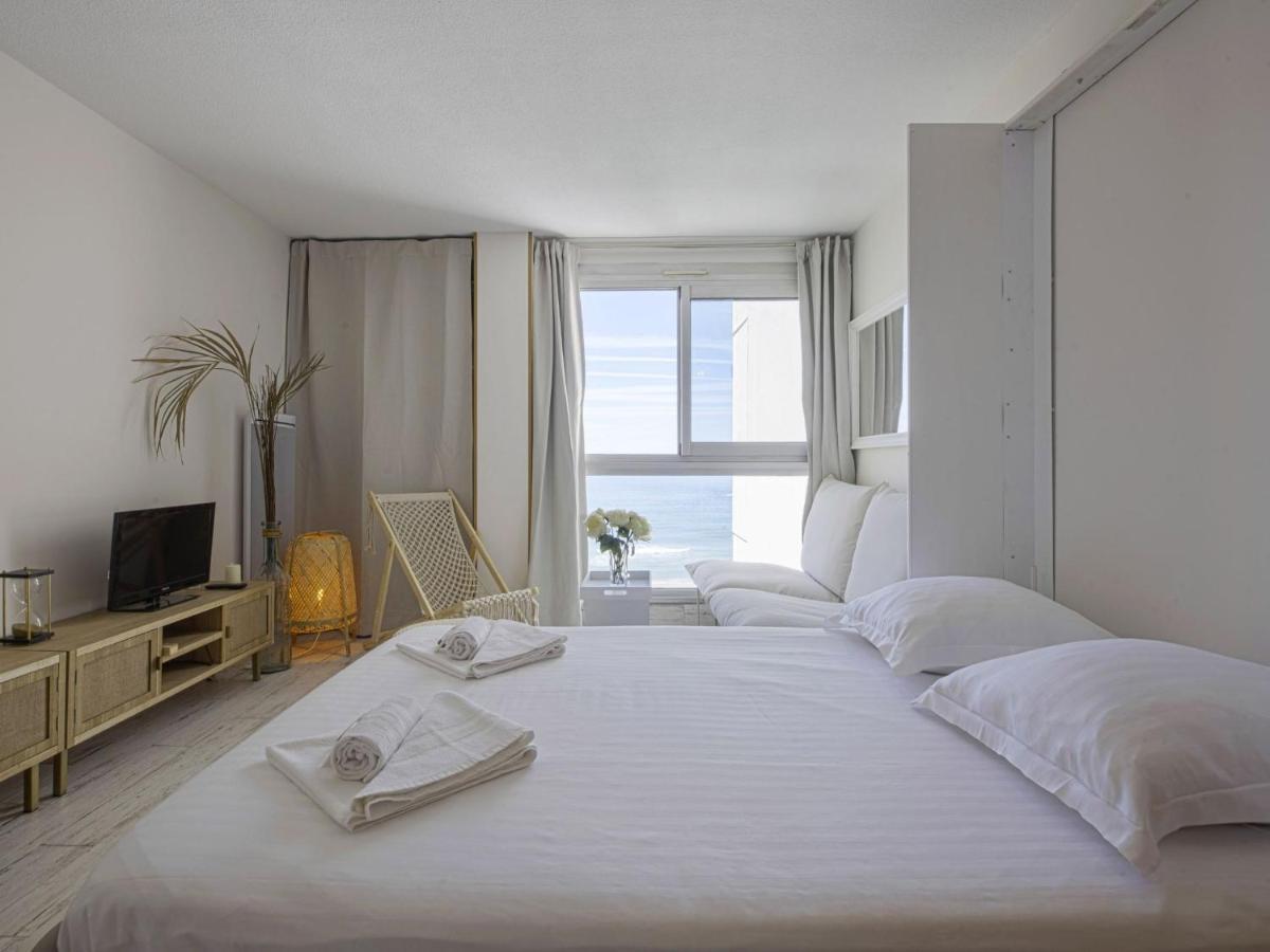 Superbe Studio Face A La Mer Acces Direct Plage Biarritz Exterior foto